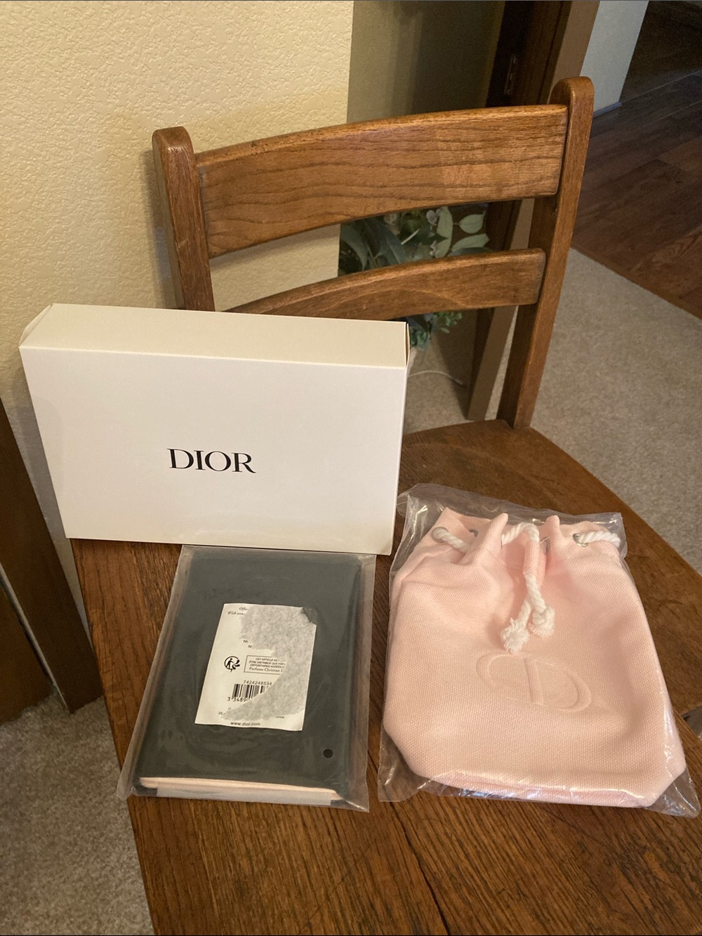 Dior Beaute/Parfums Christian Dior Passport Holder, Pouch & Mini Bucket Bundle - Picture 16 of 16